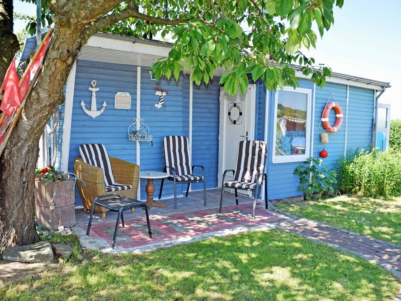 Ganze Ferienwohnung, Ferienwohnungen in Baabe beim Fischer und sin Fru! - 02 Ferienwohnung zum Vorgarten in Selliner See, Baabe