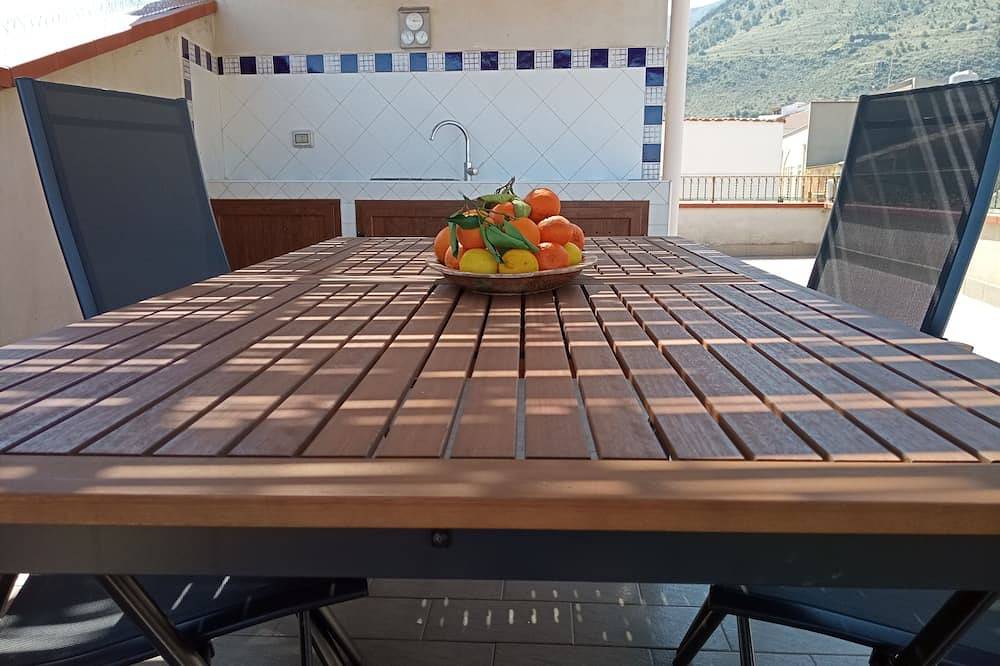 Ganze Wohnung, Milva's terrace in Castellammare del Golfo, Trapani Provinz