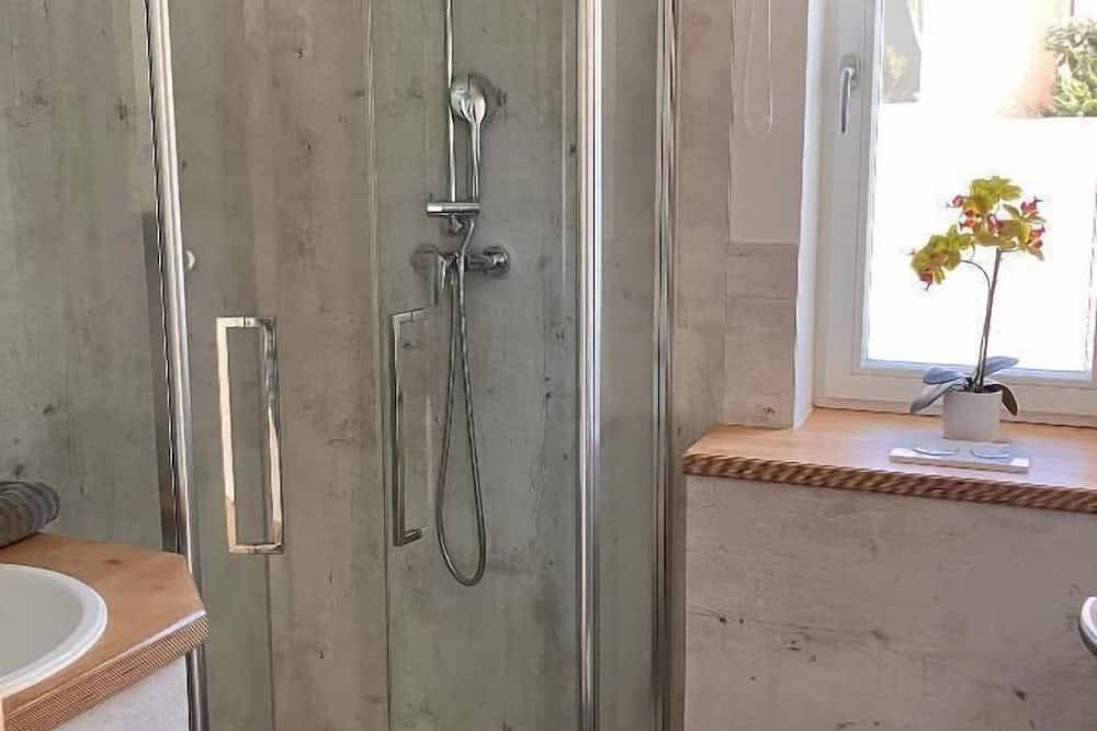 Entire apartment, Vacation apartment with 39 sqm near the Marina Forum in Regensburg, Eastern Bavaria