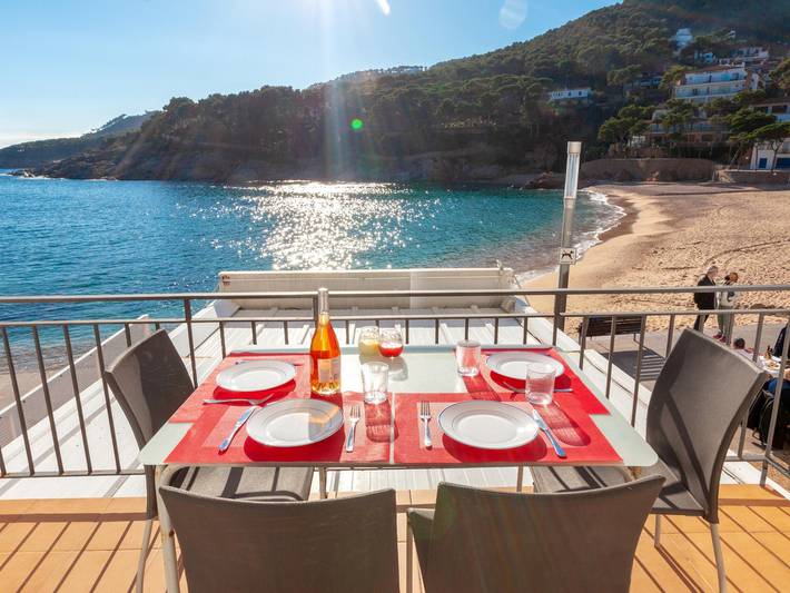 Gîte pour 5 personnes, avec terrasse à Tamariu - 2