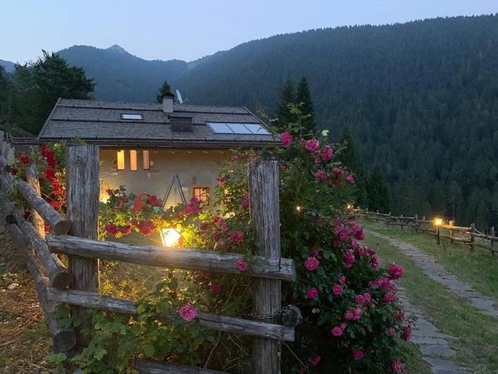Location de vacances pour 12 personnes, avec Balcon ainsi que Terrasse et Jardin à Montagne (Tre Ville)