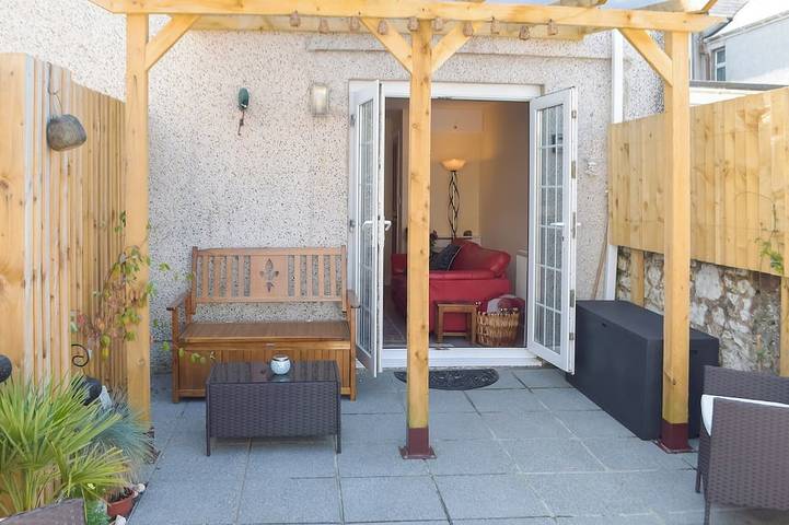 Cottage for 4 people, with garden, with pets in Porthcawl
