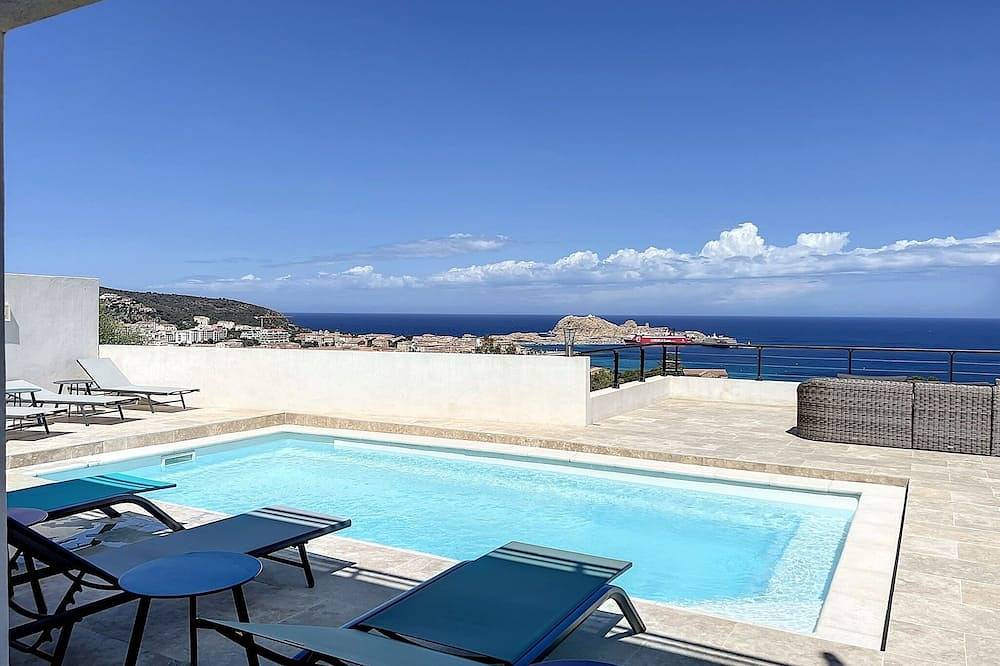 Air-conditioned villa - sea view - heated pool - 15-minute walk to the beach in Monticello, Calvi und Umgebung
