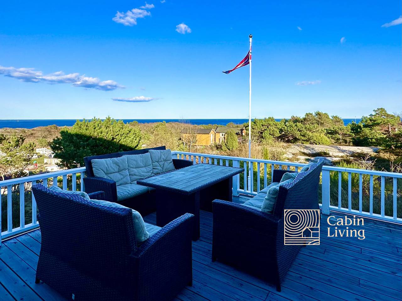 Hytte for 8 personer med sjøutsikt in Lillesand 