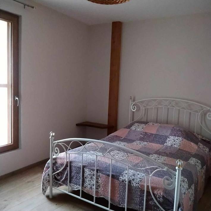 Location de vacances pour 8 personnes, avec jardin à La Salvetat-Peyralès - 2