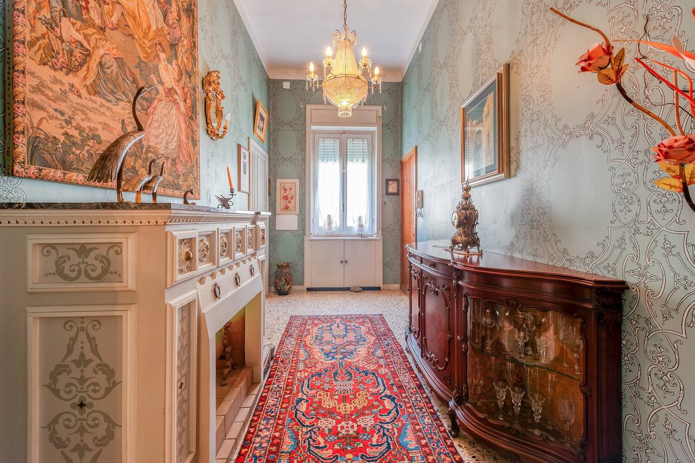 Appartamento intero, Appartamento 'Dimora Anni 50' con terrazza privata, Wi-Fi e aria condizionata in Lecce, Provincia di Lecce
