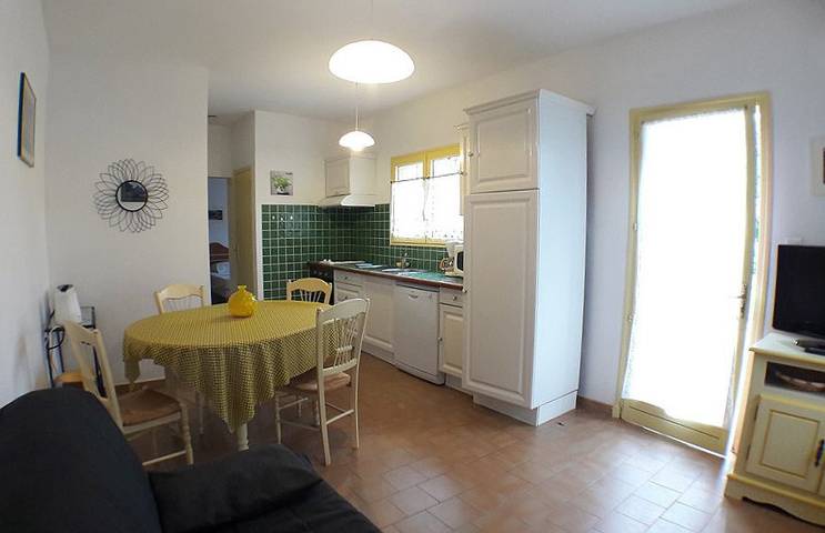 Gîte pour 4 personnes, avec jardin dans le Var - 2