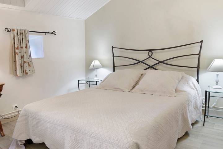Chambre pour 2 personnes, avec Jardin en Nouvelle-Aquitaine - 4