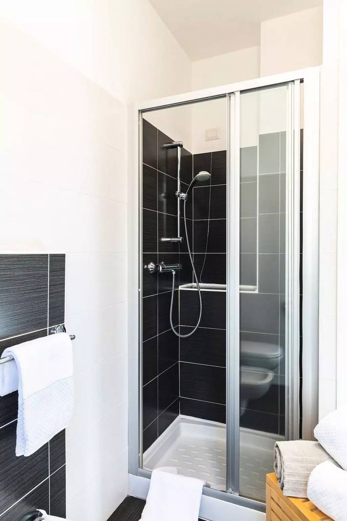 Gîte pour 10 personnes, avec jardin et piscine à Vercana - 3