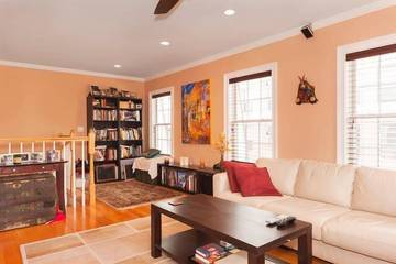 Apartment for 6 Guests in Boston, Massachusetts, Picture 2