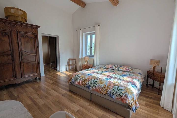 Location de vacances pour 14 personnes, avec jardin, animaux acceptés à Puy-Saint-Martin - 4