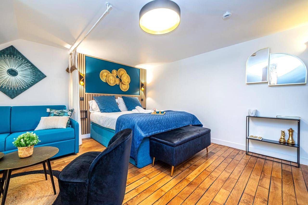 Appartement entier, La Tanière du Roi - Versailles - à 10 min du Château et de la gare in Versailles, Yvelines