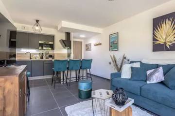 Appartement De Vacances pour 2 Personnes dans Duingt, Haute-Savoie, Photo 3