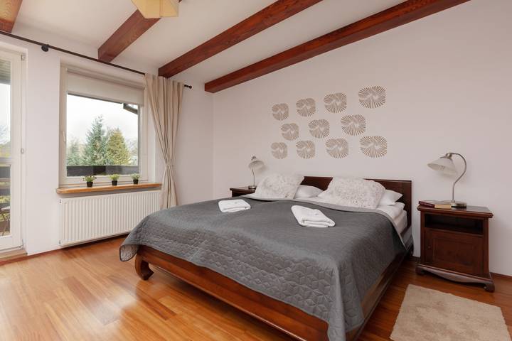 Family House with Garden | 2 Bedrooms, Parking. in Bemowo, Warsaw