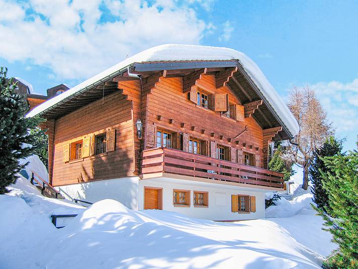 Ferienhaus für 7 Personen, mit Balkon und Ausblick im Wallis