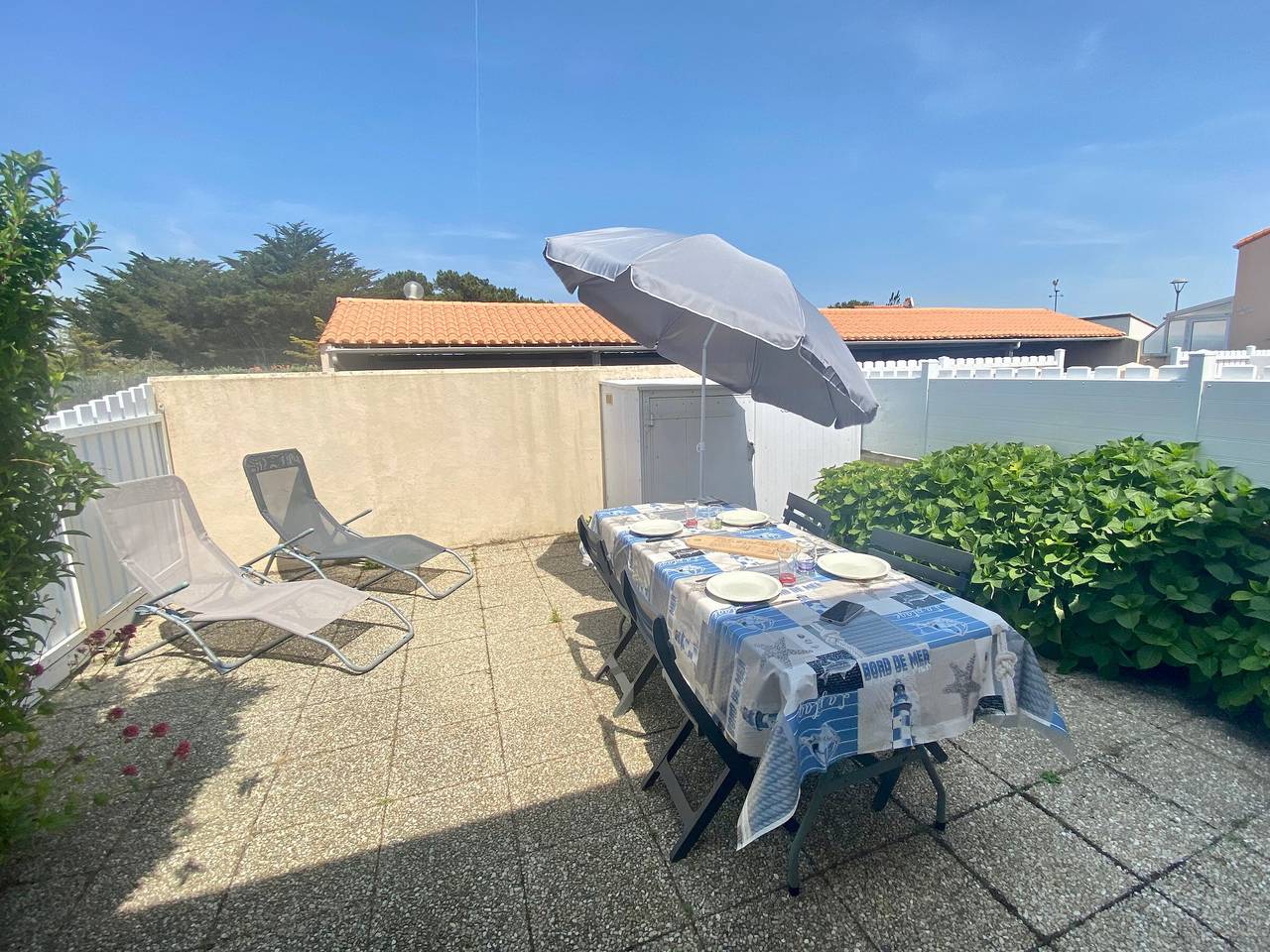 Casa acogedora a 300m de la playa en Bretignolles-sur-Mer, patio y parking in Bretignolles-sur-Mer, Valle del Loira