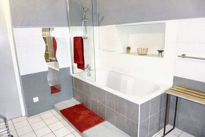 Location de vacances pour 3 personnes à Cardet - 3