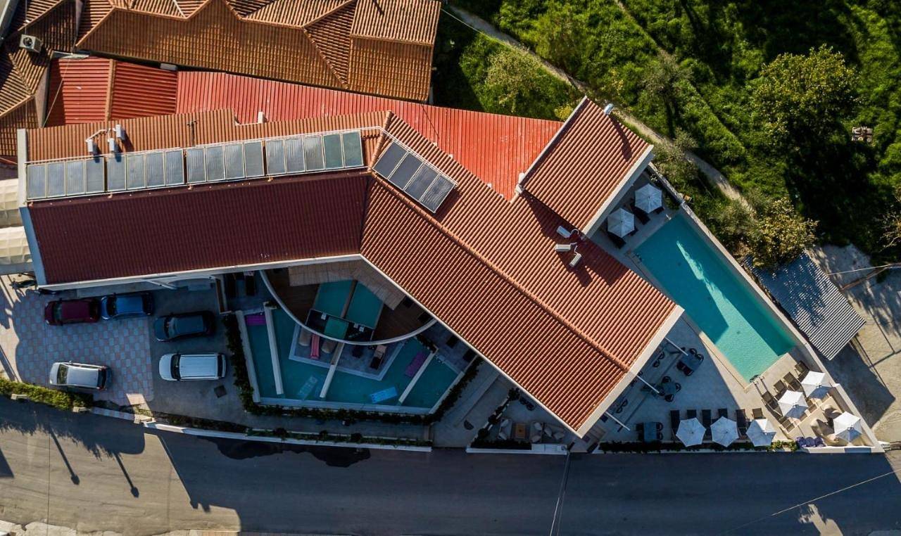 Entire apartment, Standard Studio in Alykanas, Alykes