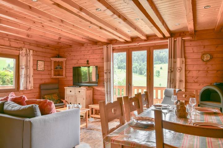 Holiday rental for 8 people, with garden and balcony as well as lake view in Le Grand-Bornand
