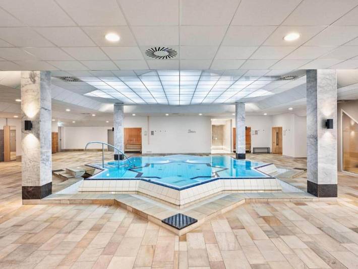 Ferienwohnung für 4 Personen, mit Sauna und Pool sowie Garten am Taunus - 2