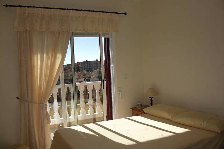 Hermosa villa independiente con piscina privada, se admiten mascotas in Puerto de Mazarrón, Mazarrón