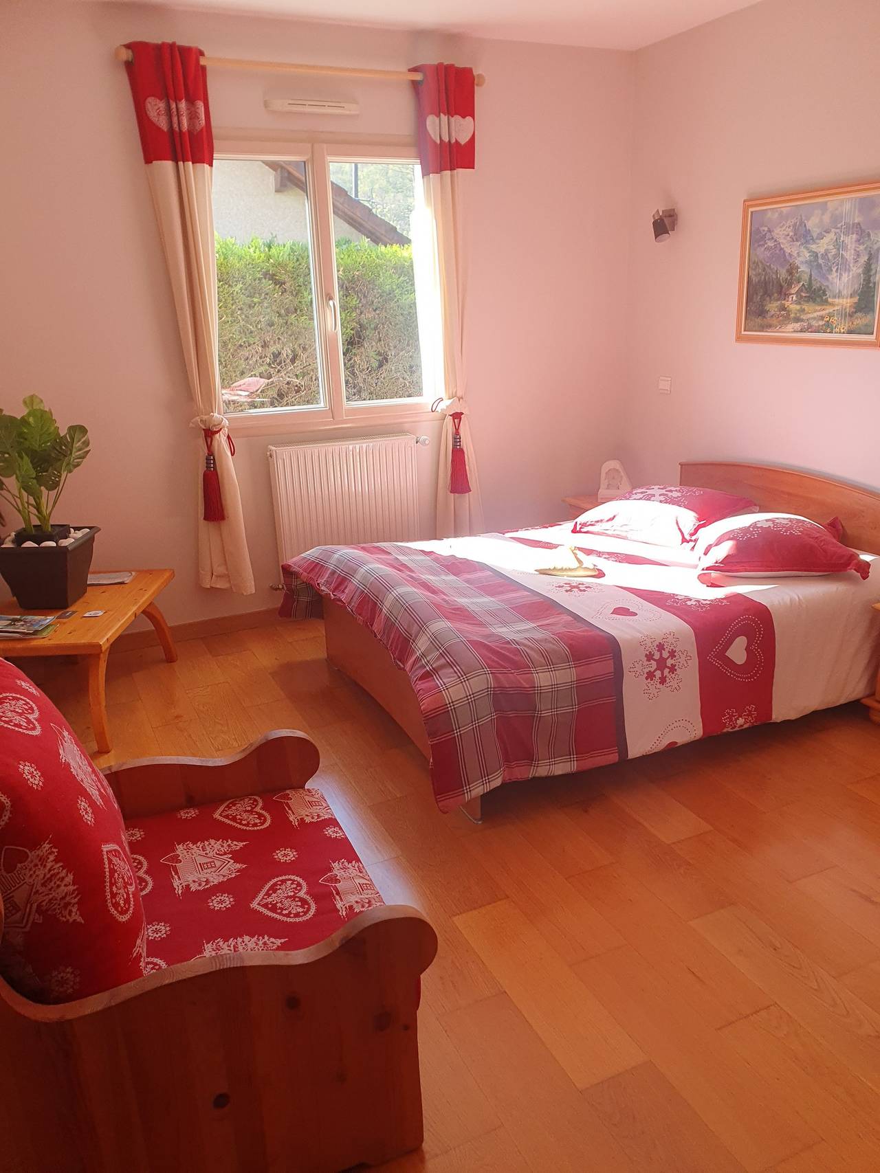 Chambres d'hôtes "le calme en soie" - Chambre 1 in Aix-les-Bains, Région de Chambéry