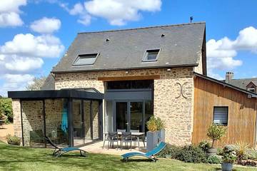Gîte pour 4 personnes, avec jardin dans Alexain