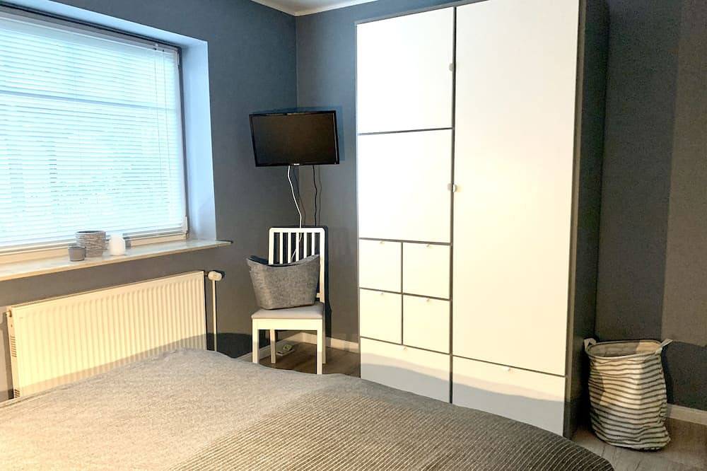 Ganze Wohnung, Stylish holiday apartment in the middle of Schleswig Holstein near the Einfeld lake in Neumünster, Schleswig-Holstein Binnenland