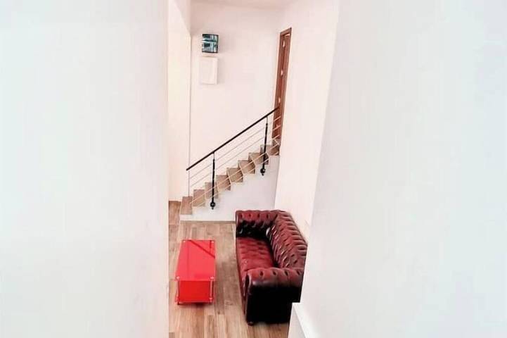 Location de vacances pour 12 personnes, avec jacuzzi et jardin à Marigny-Brizay - 3