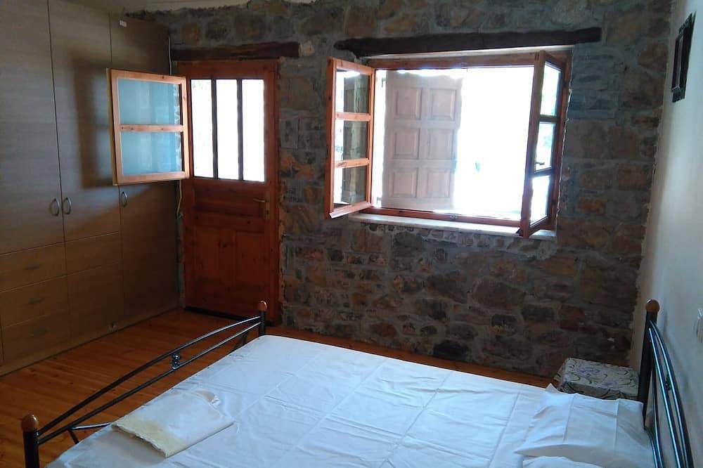 Schönes Steinhaus, Evia Island in Euböa