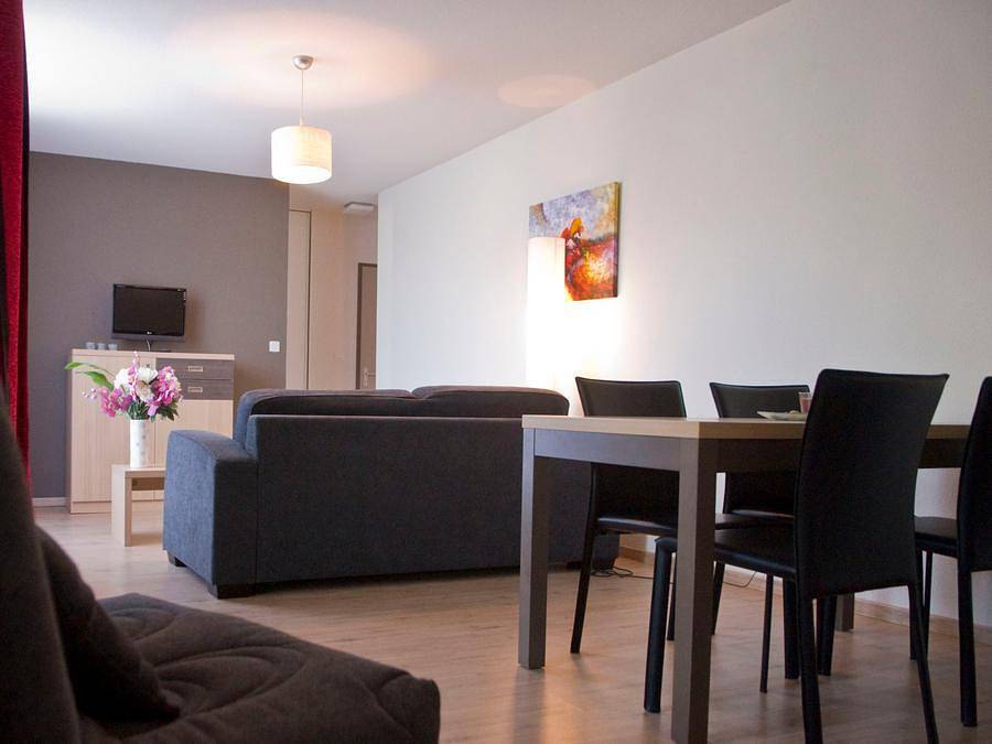 Résidence Goélia Les Gorges de la Truyère - Appartement 4 personen - G/296_2 Kamers 4 Pers. in Entraygues-sur-Truyère, Parc naturel régional de l'Aubrac