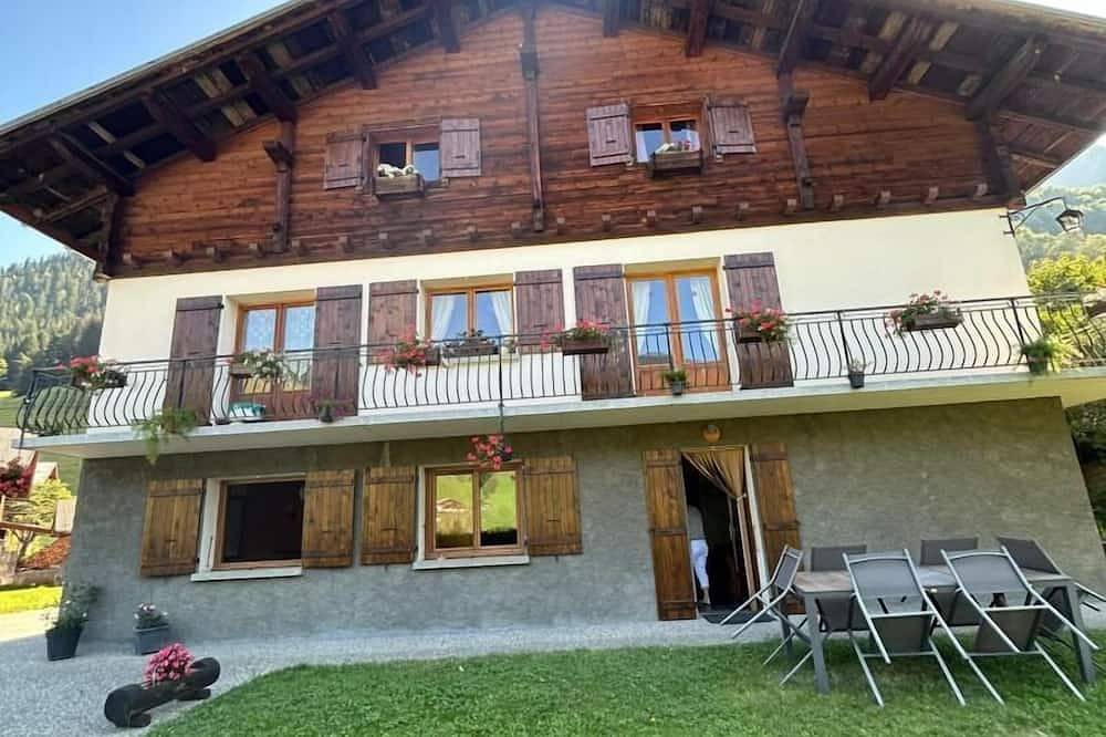 Gîte pour 6 Personnes dans Arêches, Beaufort (Rhône-Alpes)