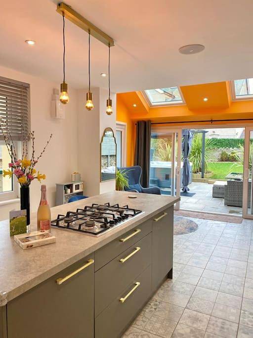 Holiday rental for 14 people, with terrace and garden as well as sauna and hot tub in Colwyn Bay