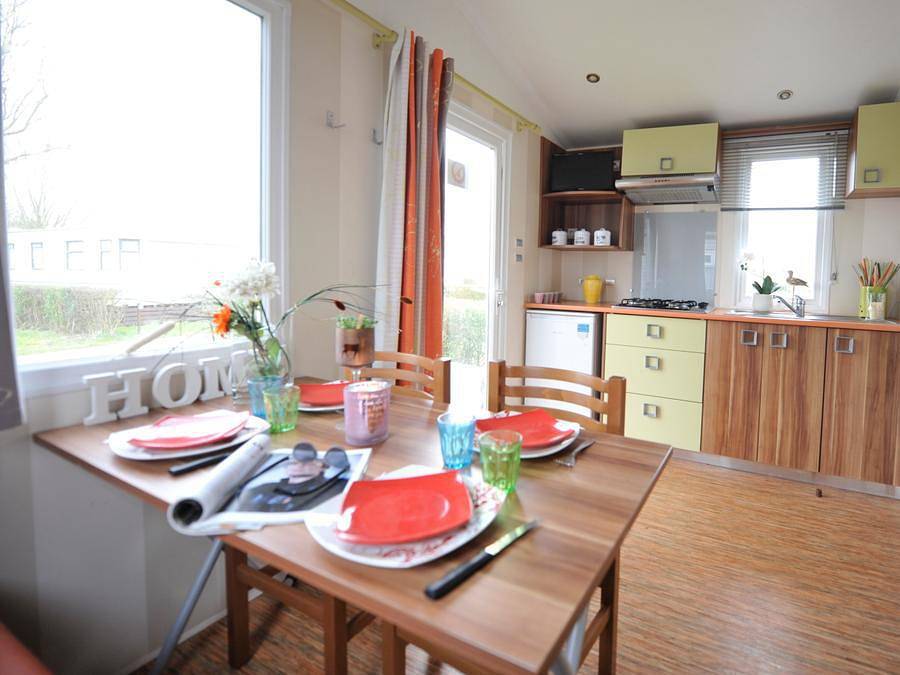 Camping Beauséjour - Mobilhome 2 personnes - Confort - 1 chambre in Arques, Région de Saint-Omer