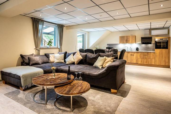 Hotel für 6 Personen, mit Sauna und Ausblick sowie Terrasse, mit Haustier im Ahrtal - 2