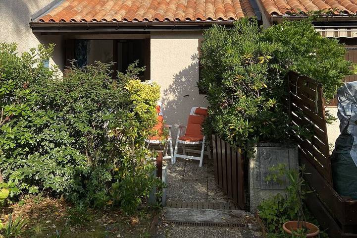 Location de vacances pour 3 personnes dans Plage des Bourdaines