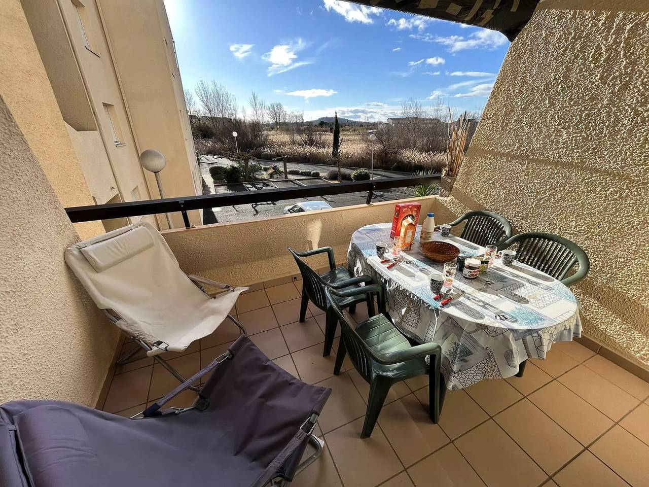 Entire apartment, Pleasant apartment in residence with swimming pool in Marseillan, Côte d'Améthyste