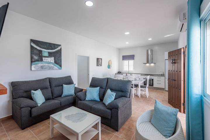 Casa rural con piscina para 8 personas, con jardín en Sierra Sur de Sevilla - 4