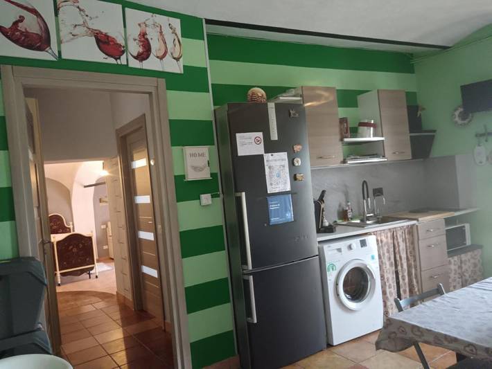 Gîte pour 5 personnes, avec vue ainsi que piscine et terrasse, animaux acceptés à Narzole - 3