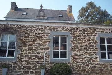 Gîte pour 4 personnes, avec jardin à La Ville-ès-Nonais