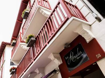 Hôtel pour 2 personnes, avec terrasse dans Office De Tourisme De Saint Jean De Luz