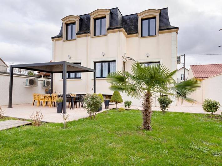 Chalet para 6 personas, con jardín - 1