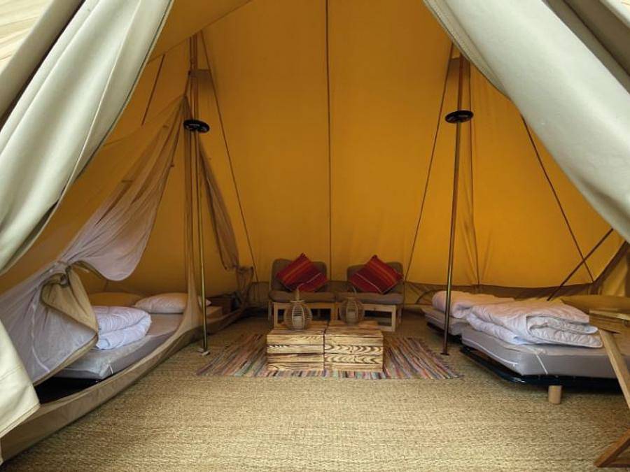 Camping Les Portes de Sancerre - Tienda de lona y madera 4 personas - Familia - 4 pers in Saint-Satur, Región de Bourges