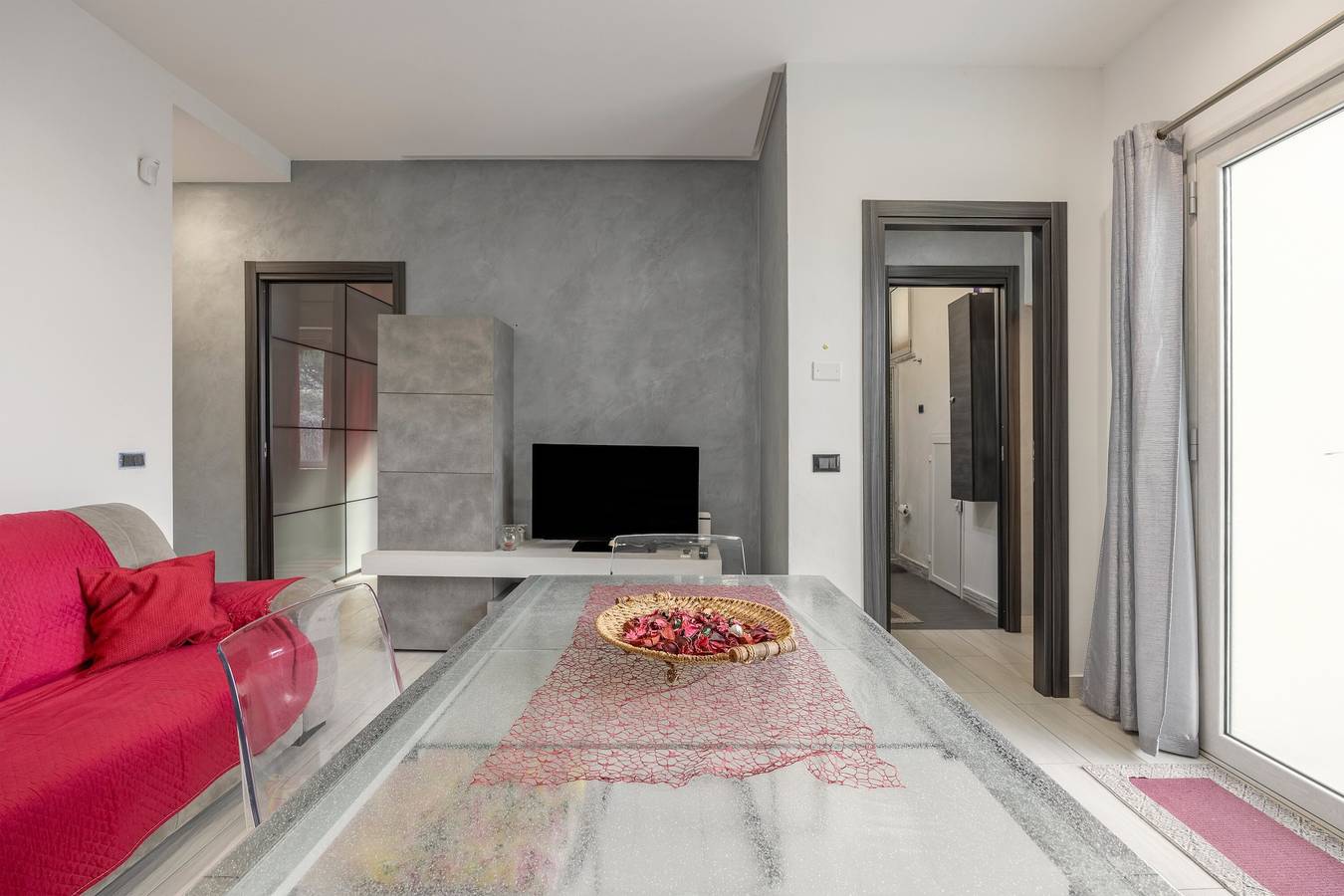 Apartamento entero, Apartamento 'Lido Azzurro Sea Terra' con vistas a la montaña, Wi-Fi y aire acondicionado in Villagrazia di Carini, Carini