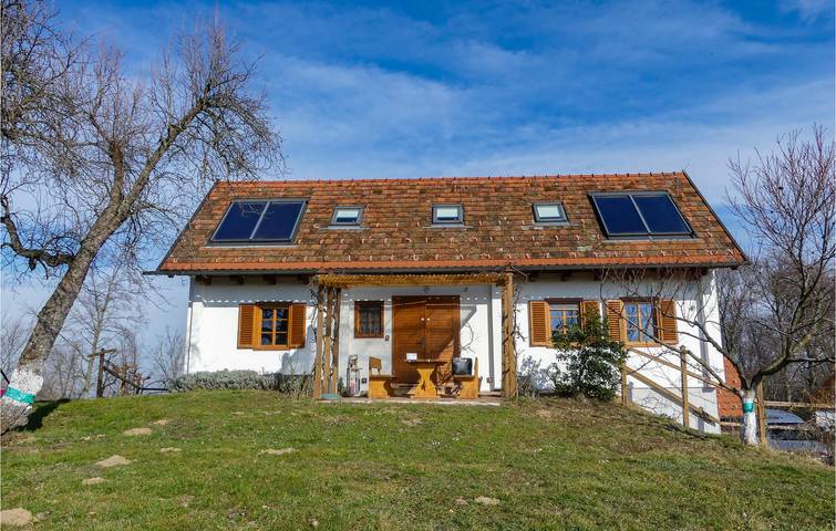 Ferienhaus für 6 Personen, mit Terrasse und Garten im Burgenland