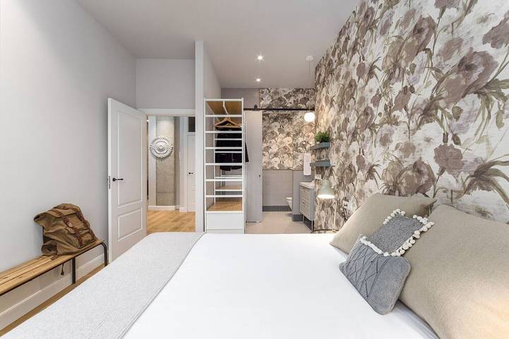 Entire apartment, Always Easy I Alameda in Playa de la Concha, San Sebastian