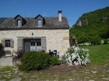Gîte pour 4 personnes, avec terrasse à La Canourgue