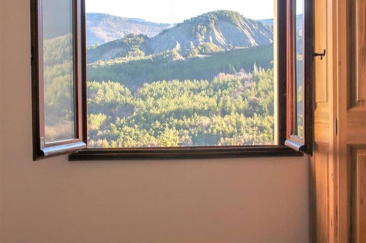 Location de vacances pour 6 personnes, avec balcon et jardin à Orpierre - 4