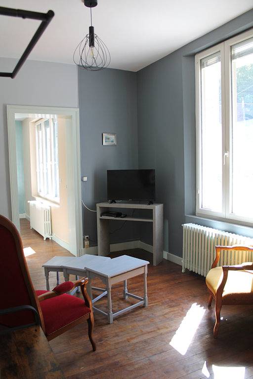 Location Maison Indépendante avec Jardin in Loches, Région de Loches