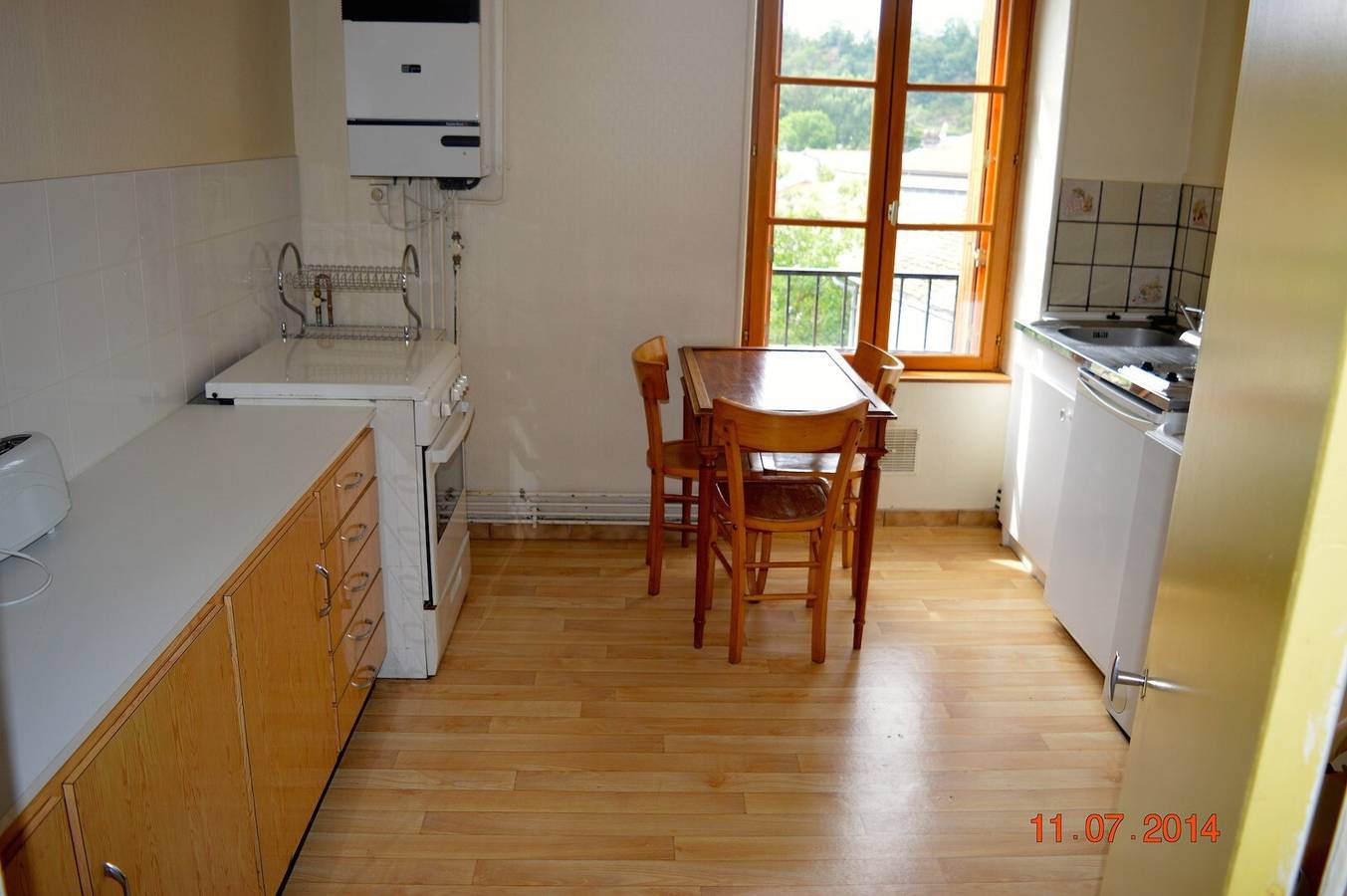 Ganze Wohnung, Apartment 'Jusqu'a 8 Schlafplätze' mit privater Terrasse und gemeinsamem Garten in Pontgibaud, Regionaler Naturpark Volcans d'Auvergne